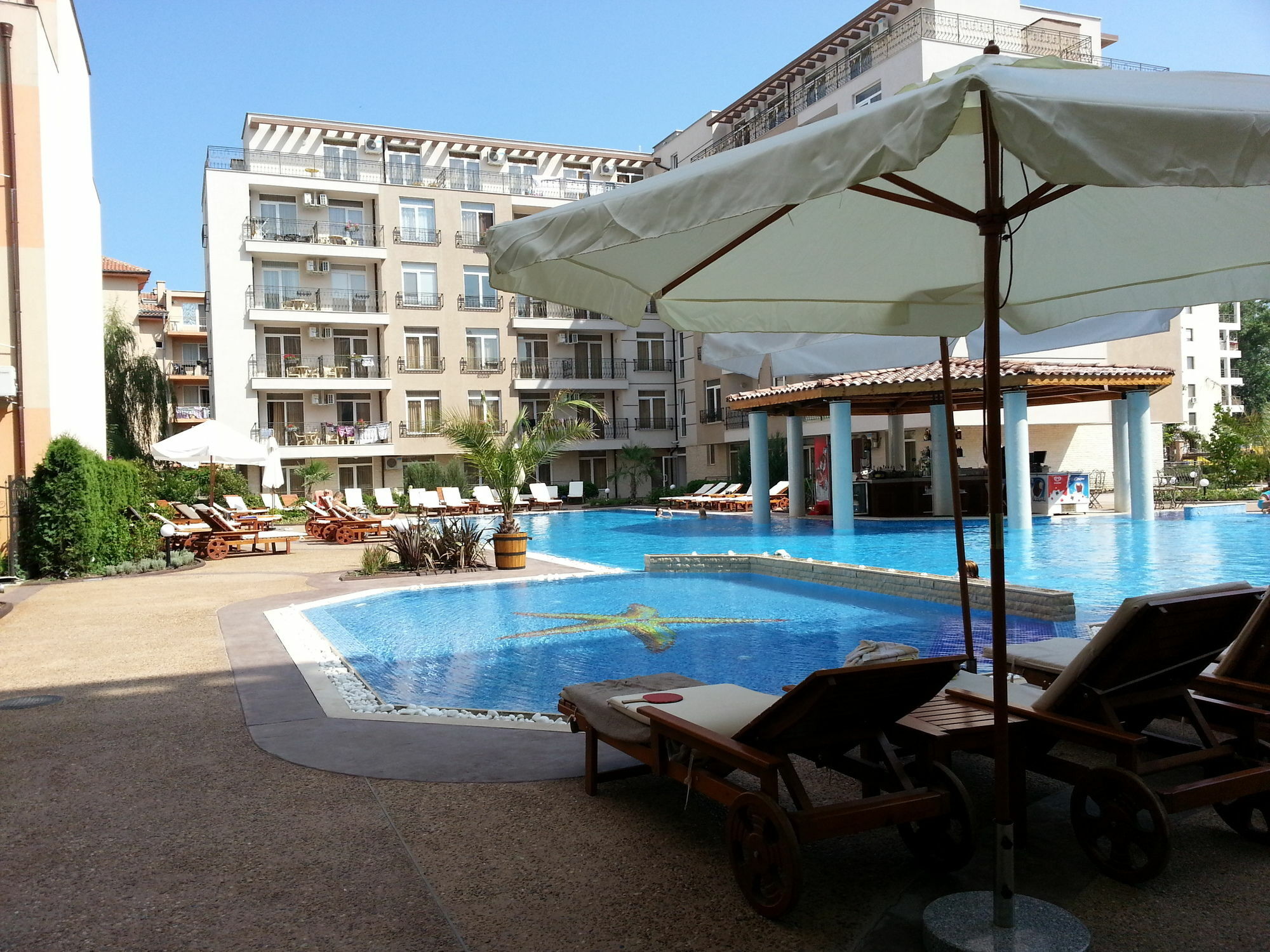 Menada Dawn Park Apartment Sunny Beach Exterior photo
