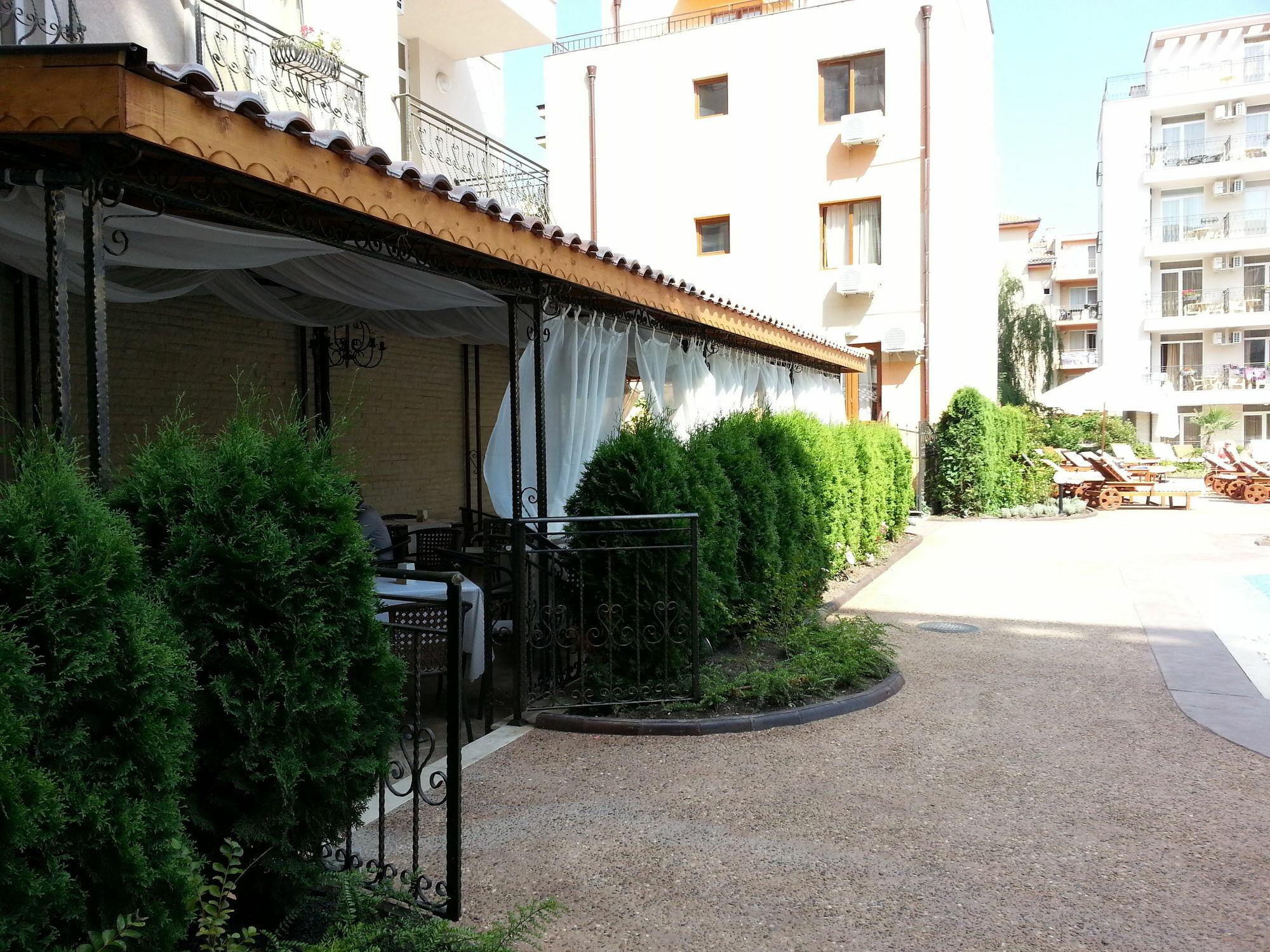 Menada Dawn Park Apartment Sunny Beach Exterior photo